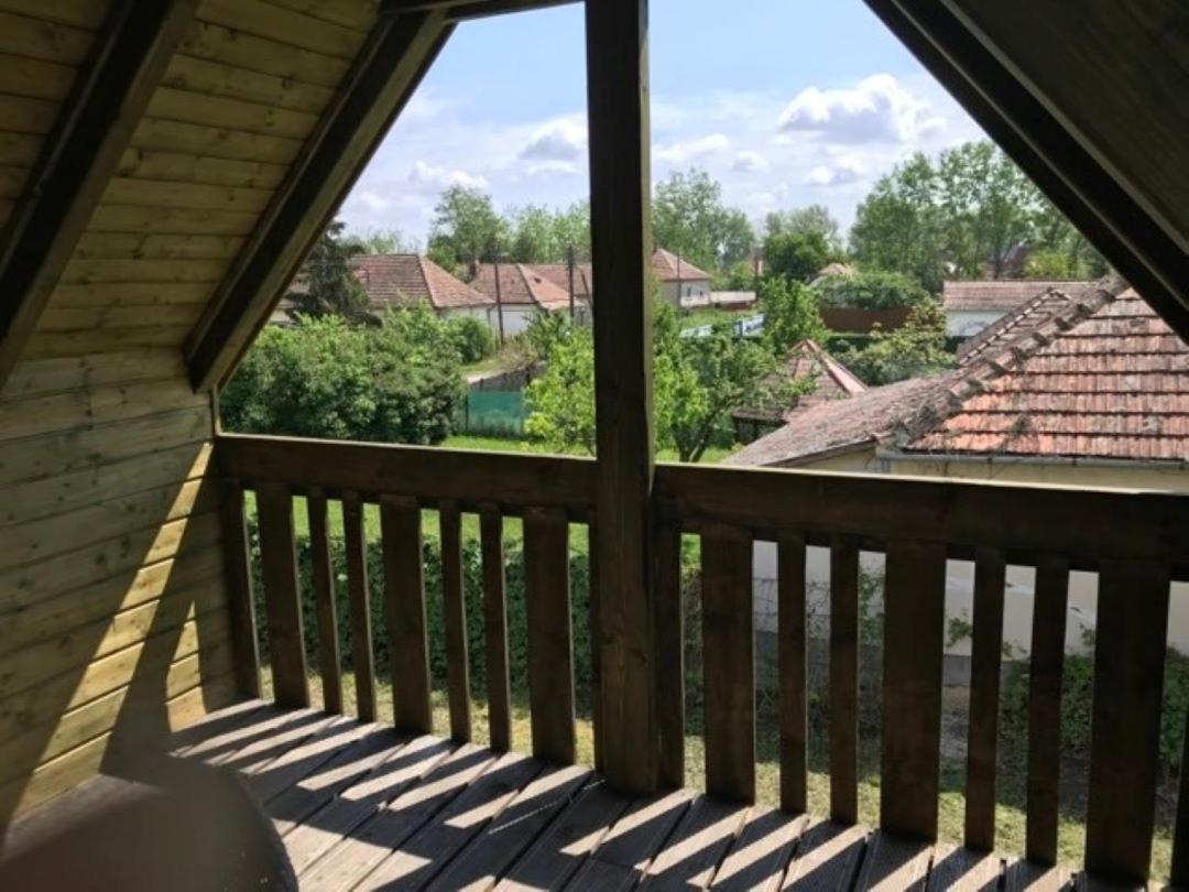 Villa Joevo Het Pihenohaz Poroszló Exterior foto